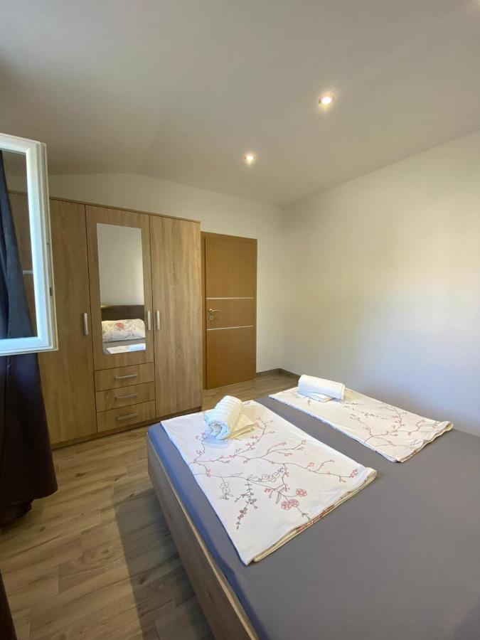 Guest House Ada Galižana 외부 사진