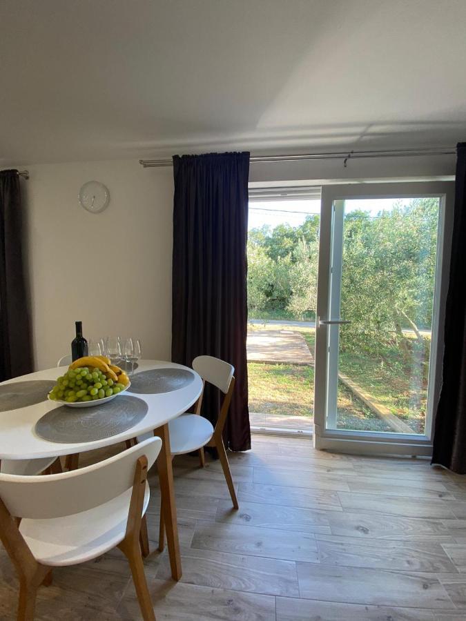 Guest House Ada Galižana 외부 사진