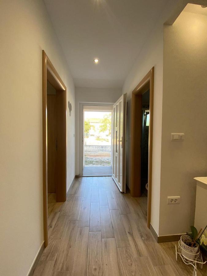 Guest House Ada Galižana 외부 사진