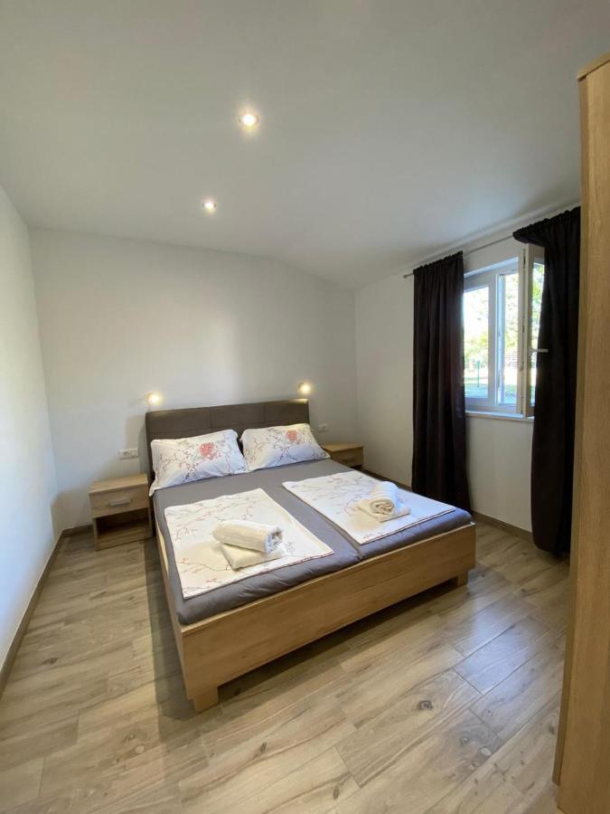 Guest House Ada Galižana 외부 사진