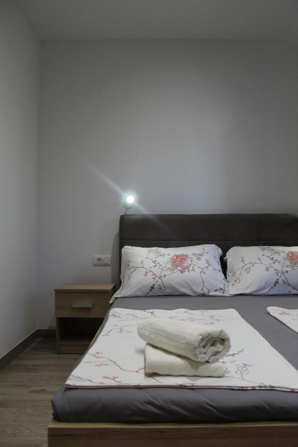 Guest House Ada Galižana 외부 사진