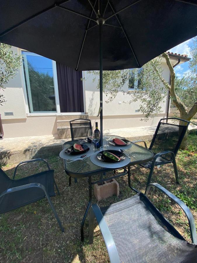 Guest House Ada Galižana 외부 사진